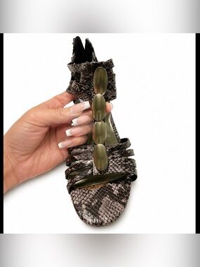 Laura Ashley La-Vivian Block Wedge Heel Size 6 1/2 Python Print New